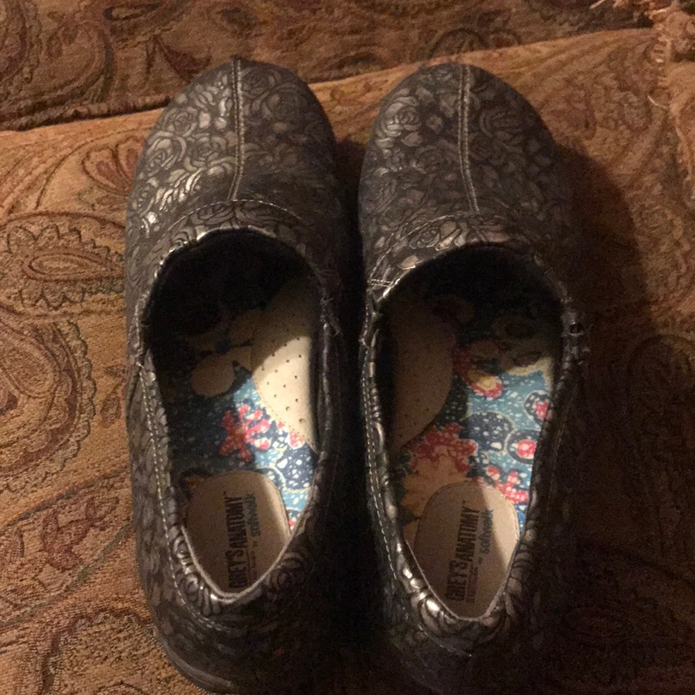 Grey’s Anatomy Shoes By Soft Walk